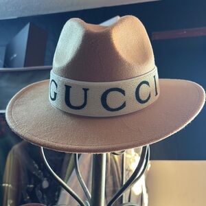 Felt Hat with Gucci band